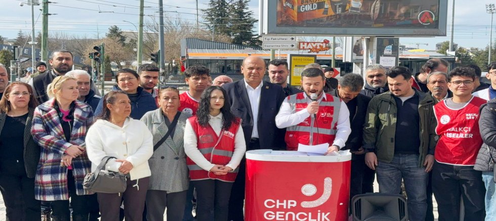 1375 ÜNİVERSİTE ÖĞRENCİSİ İLE ANKET YAPILDI: