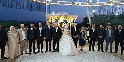 GAZİANTEP'TE DİLLERE DESTAN BİR DÜĞÜN 